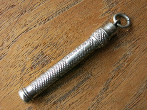 Vintage retractable silver - retractable,